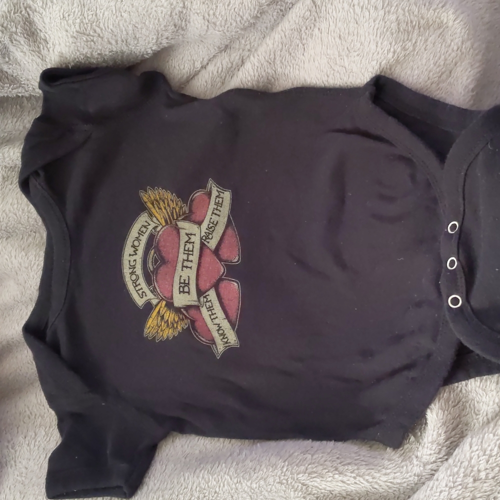 Human unlimited onesie. Size 18 month - Picture 2 of 6